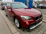 BMW X1 20 d xDrive - BMW X1: Rot