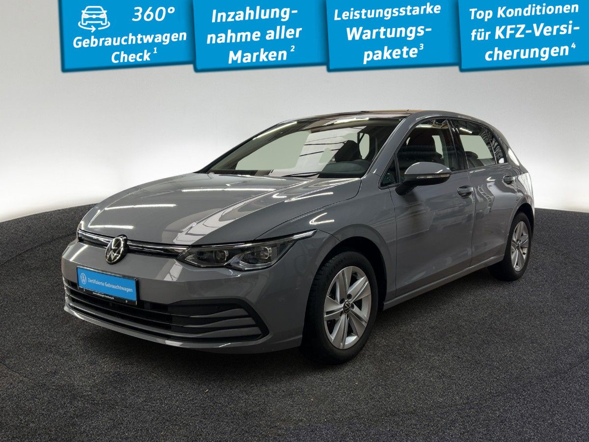 Volkswagen Golf VIII 1.5 TSI Life Panorama Matrix Rear View foto 2