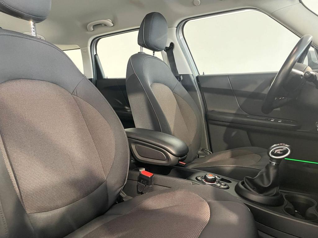 MINI Cooper D Countryman