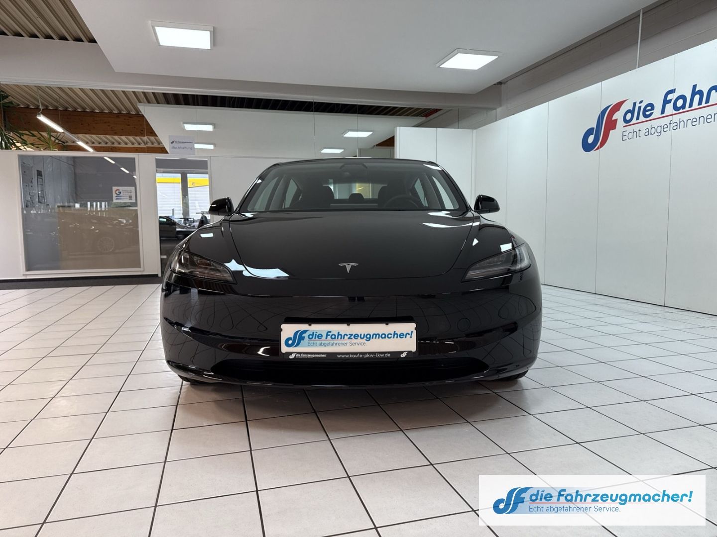 Fahrzeugabbildung Tesla Model 3 Long Range Dual AWD Soundsystem ACC El.
