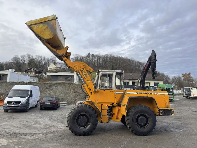 Liebherr L 531 Radlader Hochkippschaufel 6 Zylinder Motor