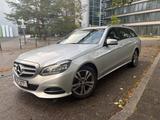 Mercedes-Benz E 200 BlueTEC T AVANTGARDE AVANTGARDE