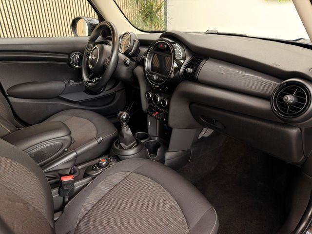 MINI Cooper 1.5 L 100kw Tempomat Bluetooth LED-Licht 