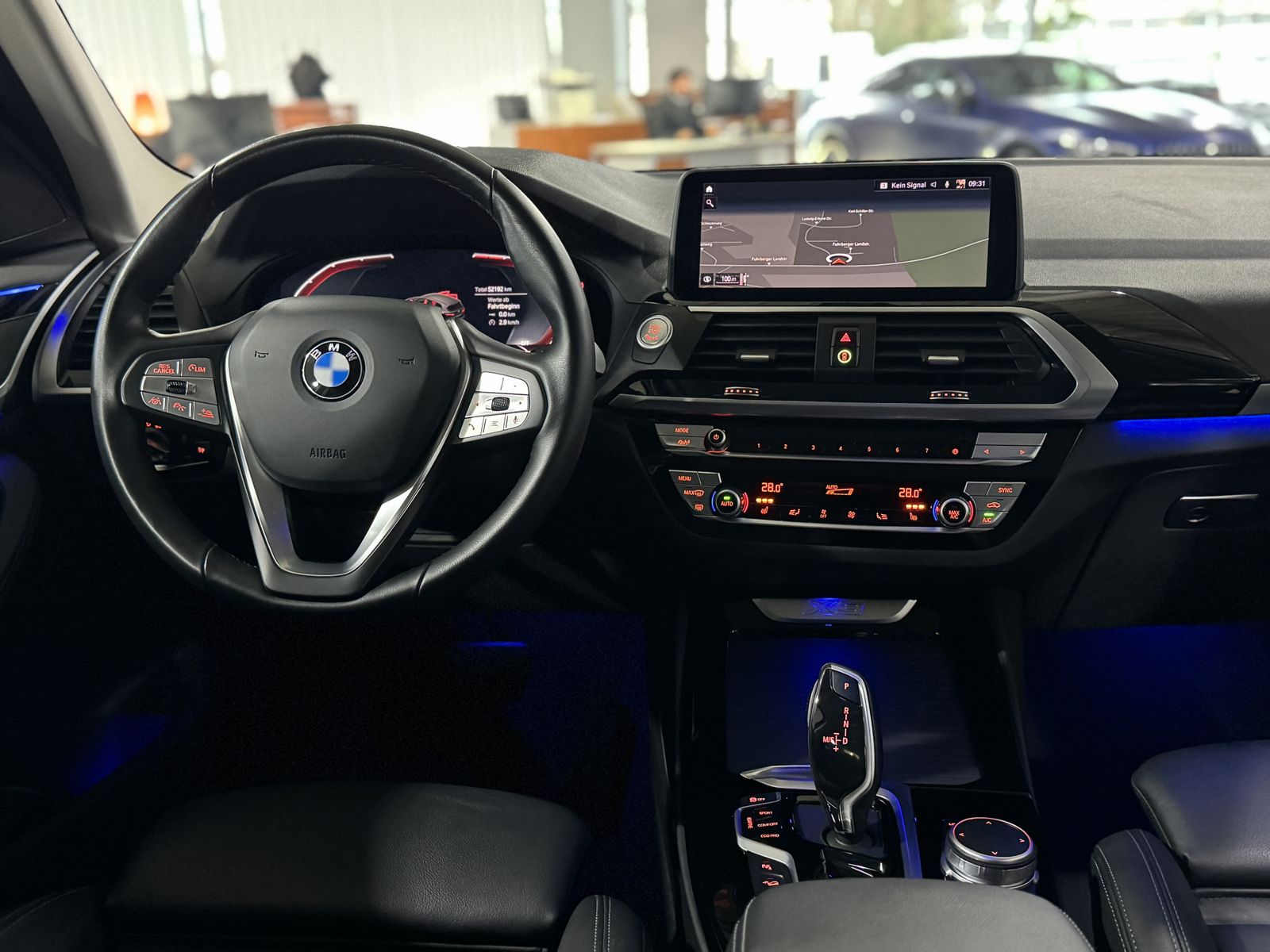 Fahrzeugabbildung BMW X3 xD30d xLine Kamera HUD DAB HiFi AHK Komfort