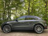 Porsche MACAN, LUFTFEDERUNG, PANO, 21 ZOLL, VOLLLEDER- - - Porsche Macan in Augsburg