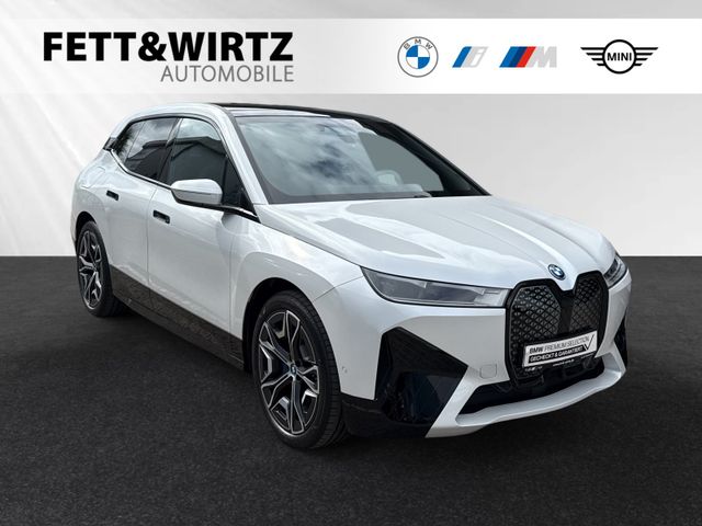 BMW iX xDrive40 AHK|PanoSkyLounge|HarmanKardon