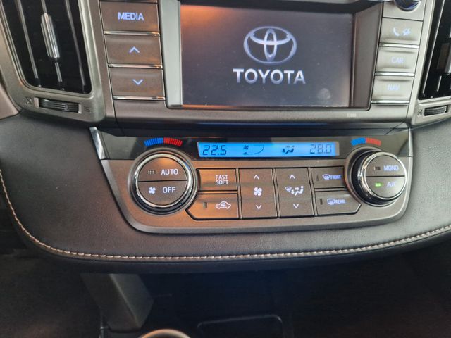 Toyota RAV 4 AWD Anhängerzug Silber Automatik