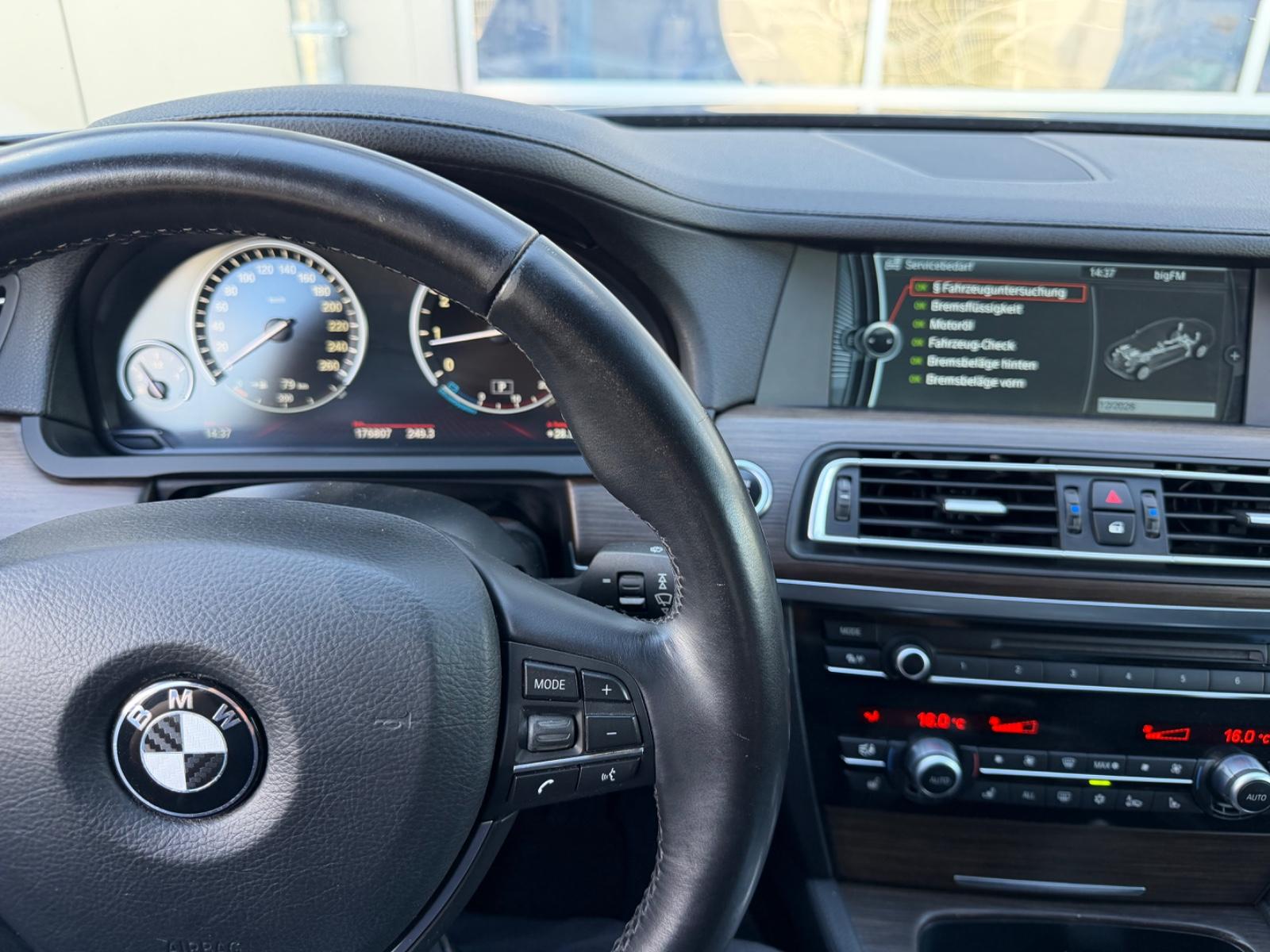 BMW Série 7 750Li xDrive | 408 ch | BVA | Affichage tête haute | Sièges ventilés | Caméras 360° | Portes Soft-Close | Cuir