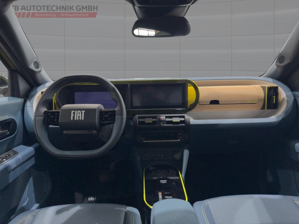 Fahrzeugabbildung Fiat Grande Panda Hybrid LA PRIMA Winter Paket