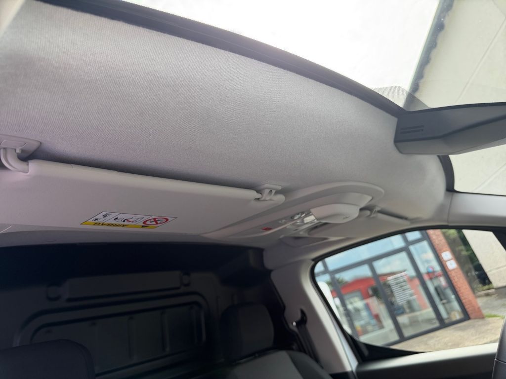 Fahrzeugabbildung Citroën Berlingo 1.5 Diesel 130 XL EHZ EAT8