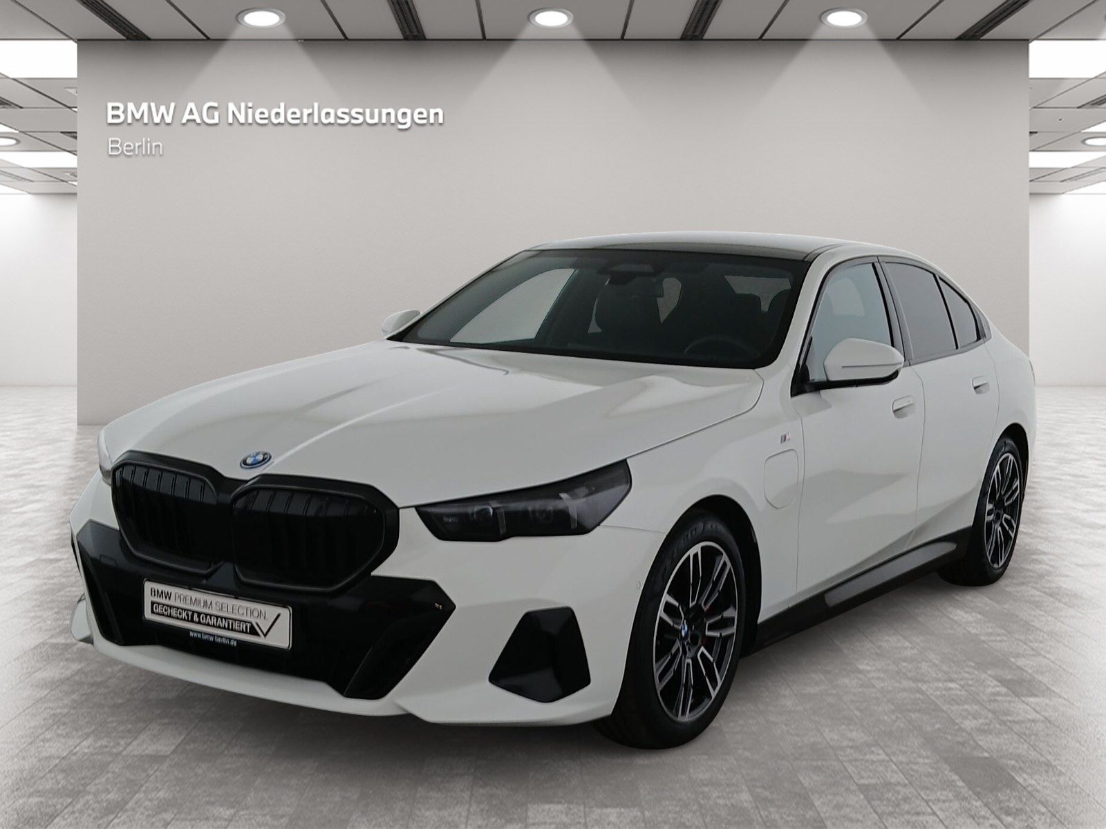 BMW 550e xDrive Lim. M Sport Pro Komf-Sitze B&amp;W Pano
