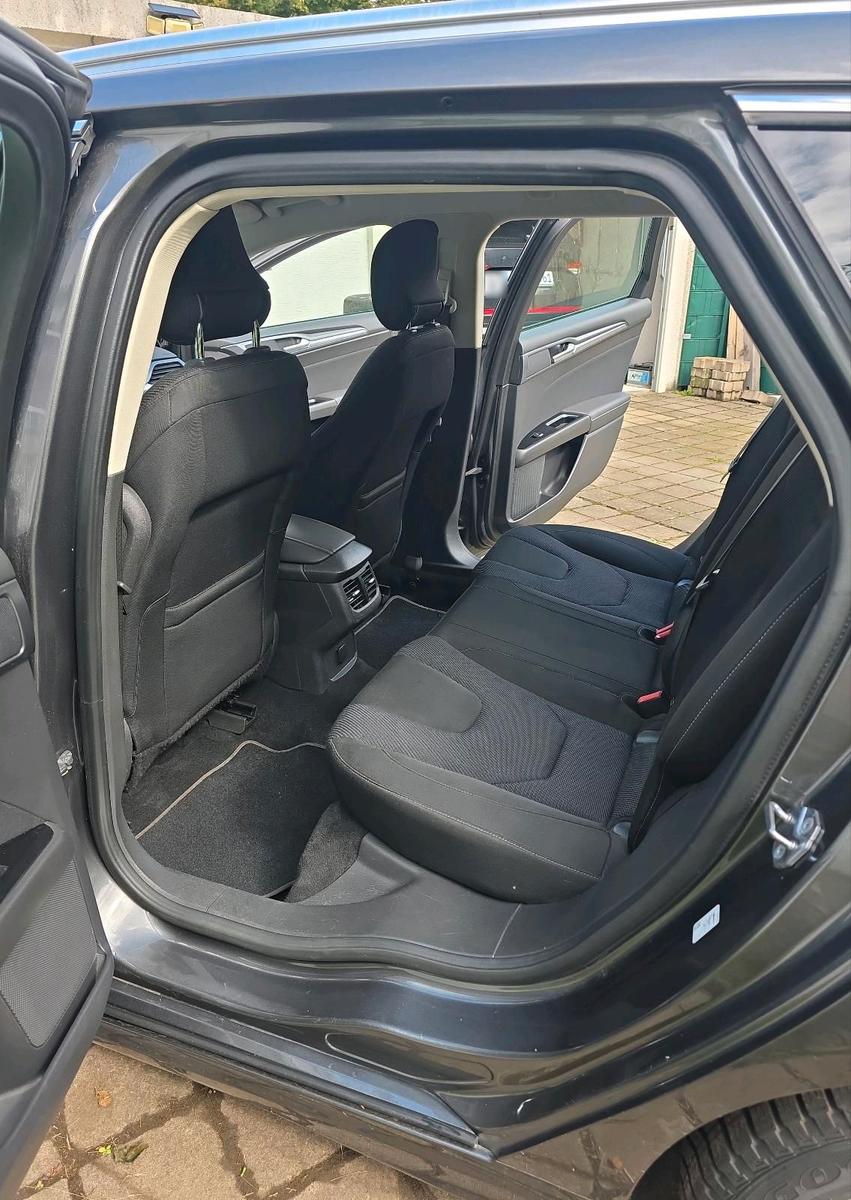 Ford Mondeo 2014 — photo 7