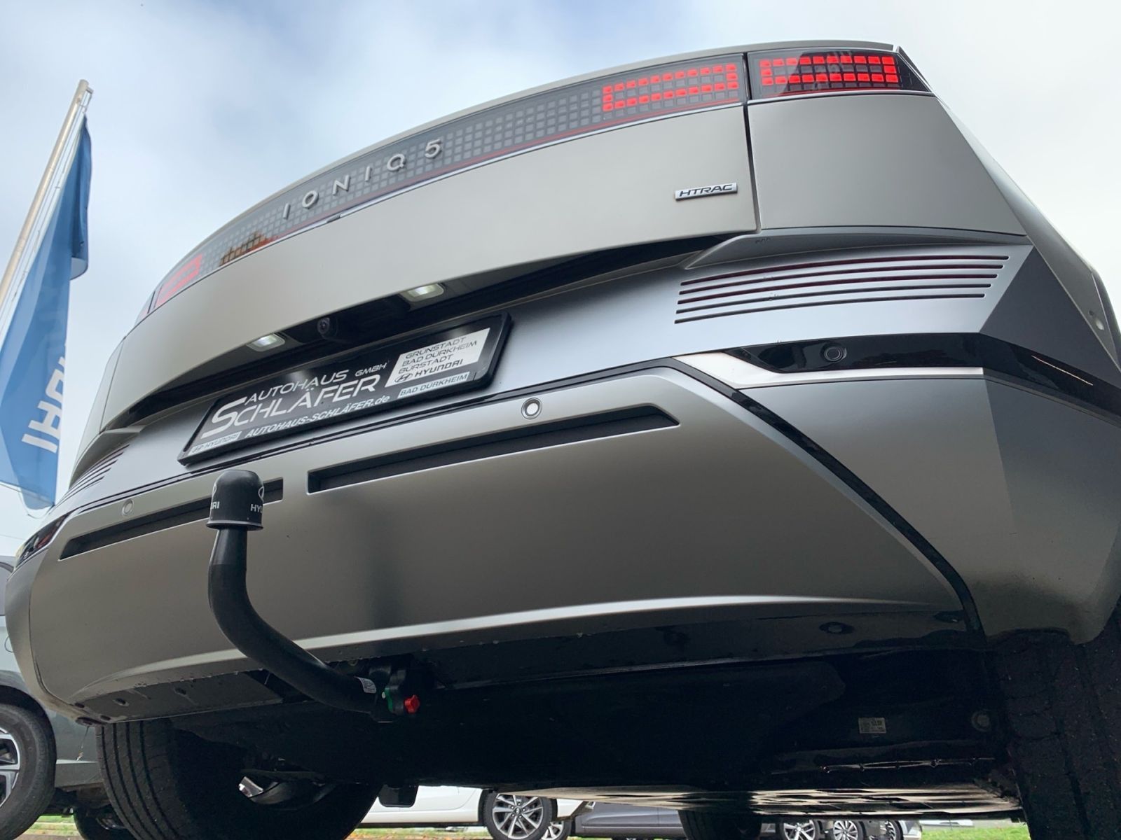 Fahrzeugabbildung Hyundai IONIQ 5 Uniq 72,6 kWh AHK 4WD Relax Solar