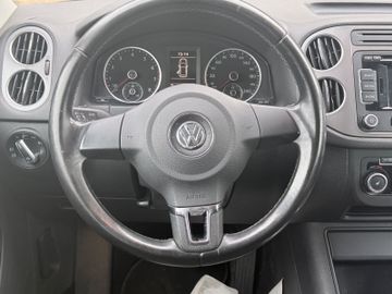 Volkswagen Tiguan - 6