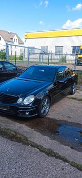 Mercedes-Benz Mercedes E-Klasse 320 CDI AMG OPTIK - Mercedes-Benz E 320 in Bielefeld