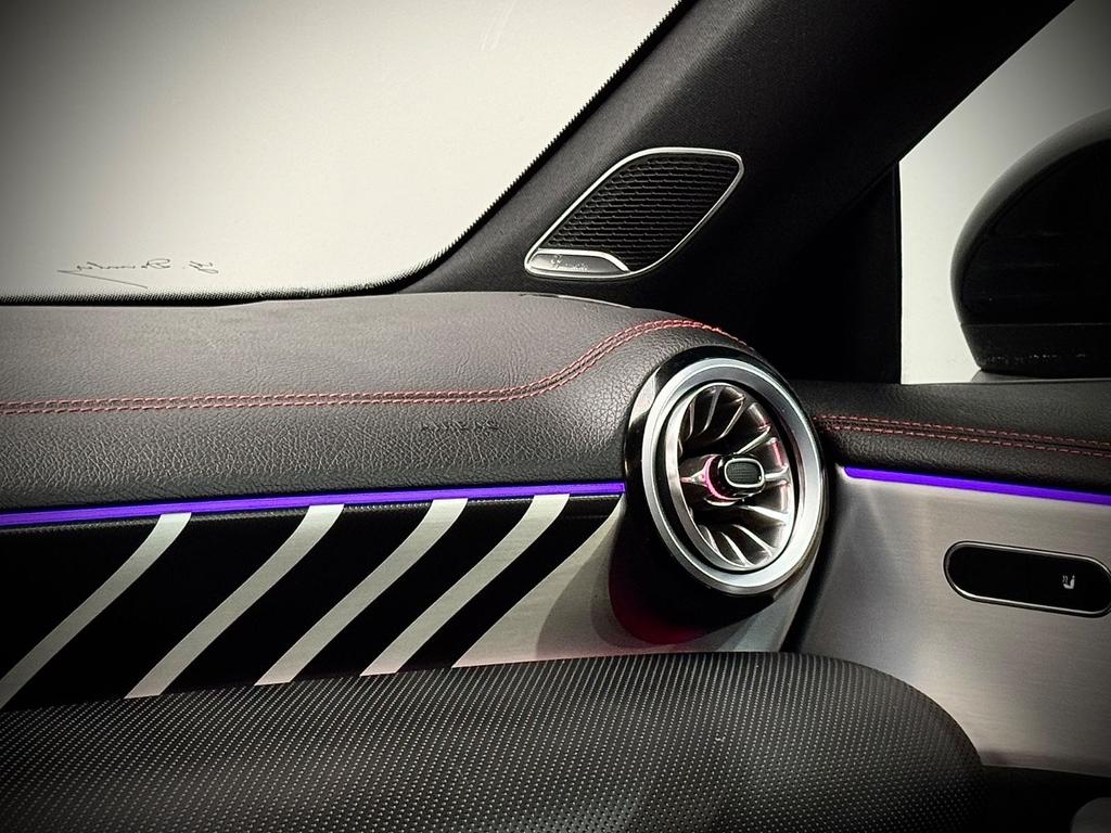 Mercedes-Benz CLA 45 AMG Shooting Brake