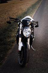 MV Agusta Brutale 910 - Offers