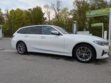 BMW 330d xDrive, Pano, HK, Service Paket inkl. - BMW 330: 330i Se