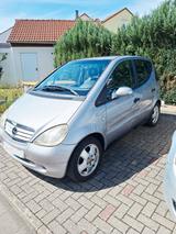 Mercedes-Benz A 160 AVANTGARDE Avantgarde - Mercedes-Benz A-Klasse: Halbautomatik