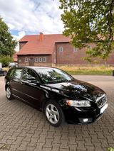 Volvo V50 D2 Kinetic - gebrauchte Volvo V50 aus dem Jahr 2012