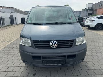 Volkswagen T5 Transporter - 2
