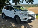 Ford Kuga Titanium - Ford Kuga Titanium mit Diesel-Antrieb