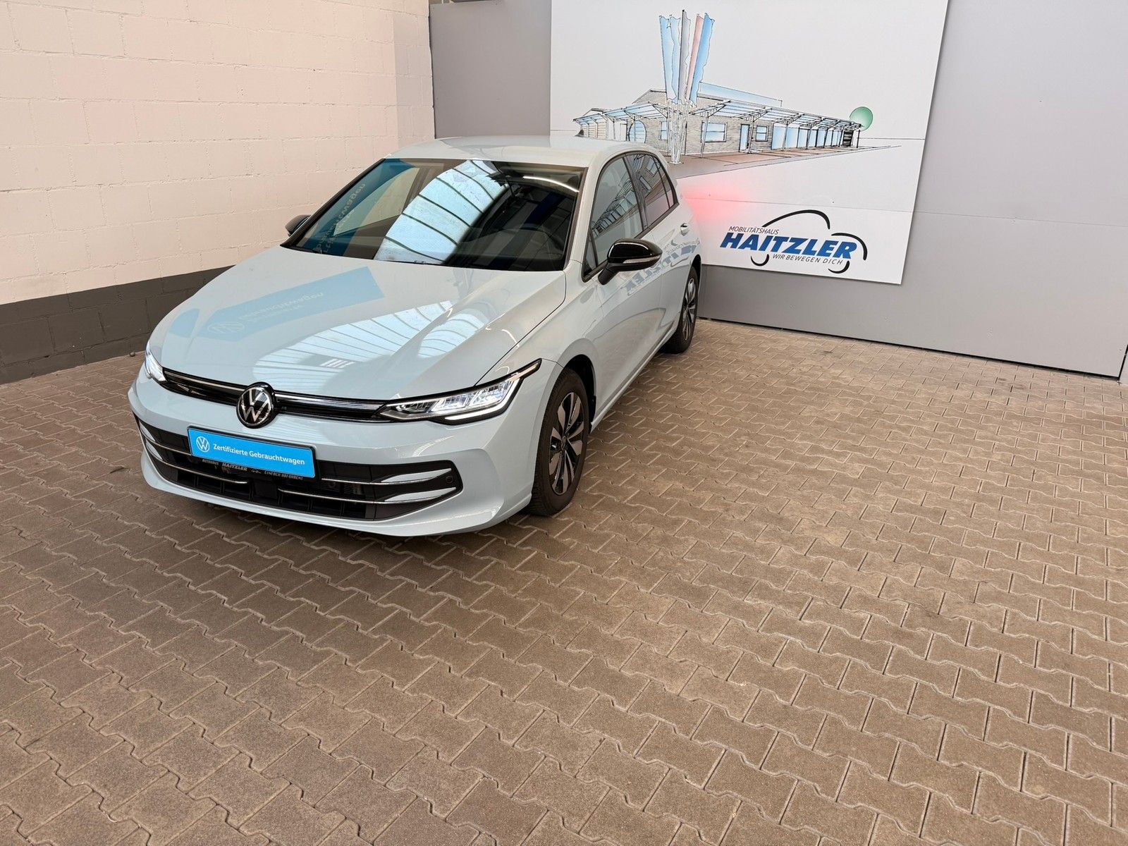 Fahrzeugabbildung Volkswagen Golf 1.5TSI Goal +Kamera+App+Navi +5 Jahre NW Ga