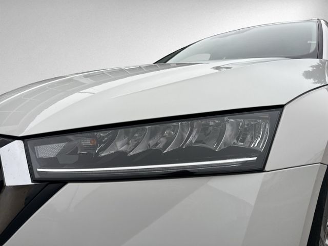 Octavia Combi 2.0 TDI DSG STYLE LED+NAVI+ACC+PDC