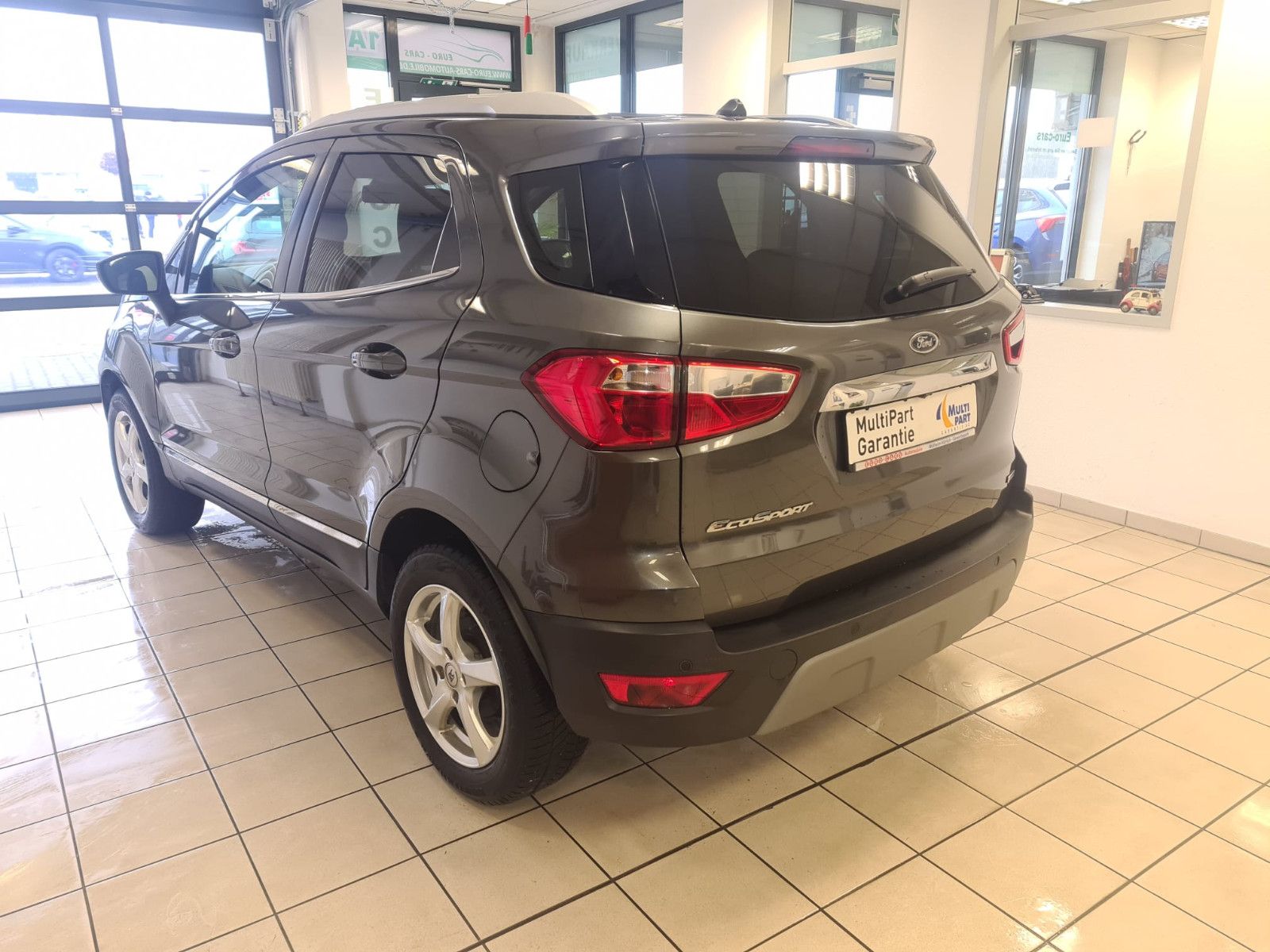 Fahrzeugabbildung Ford EcoSport Titanium / KAMERA / NAVI / GARANTIE