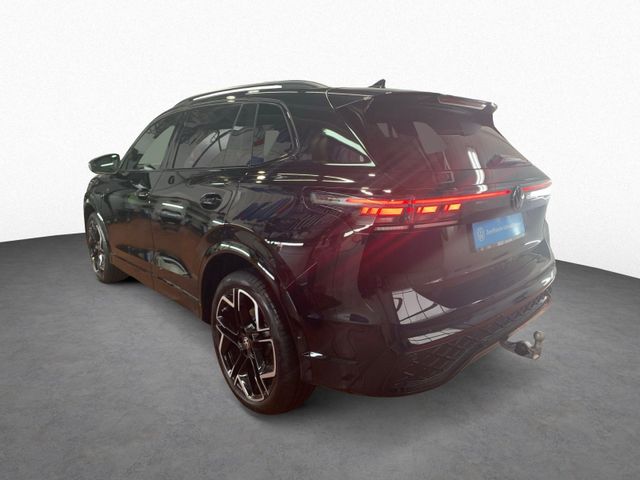 Tiguan 1.5 eTSI DSG R LINE IQ.LIGHT+AHK+HUD+PANO