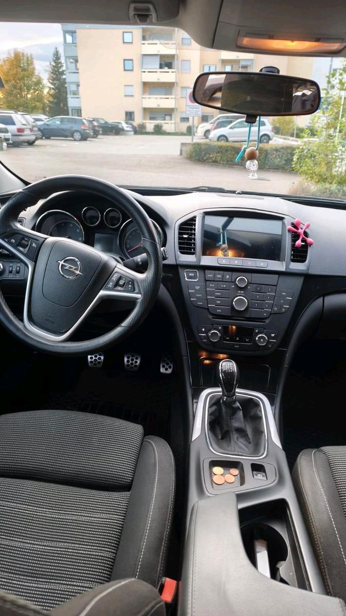 Opel Insignia 2011 — photo 7