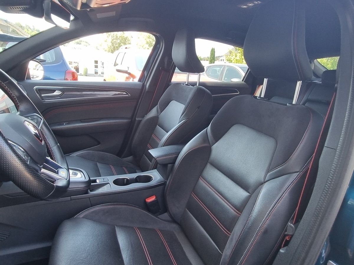 Fahrzeugabbildung Renault Arkana R.S. LINE E-TECH 145