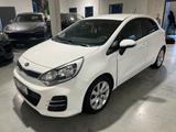 Kia Rio Dream Team 1.4 5-türig EURO6,AHK,Lenkrhzg,SH - Kia Rio: 1.4
