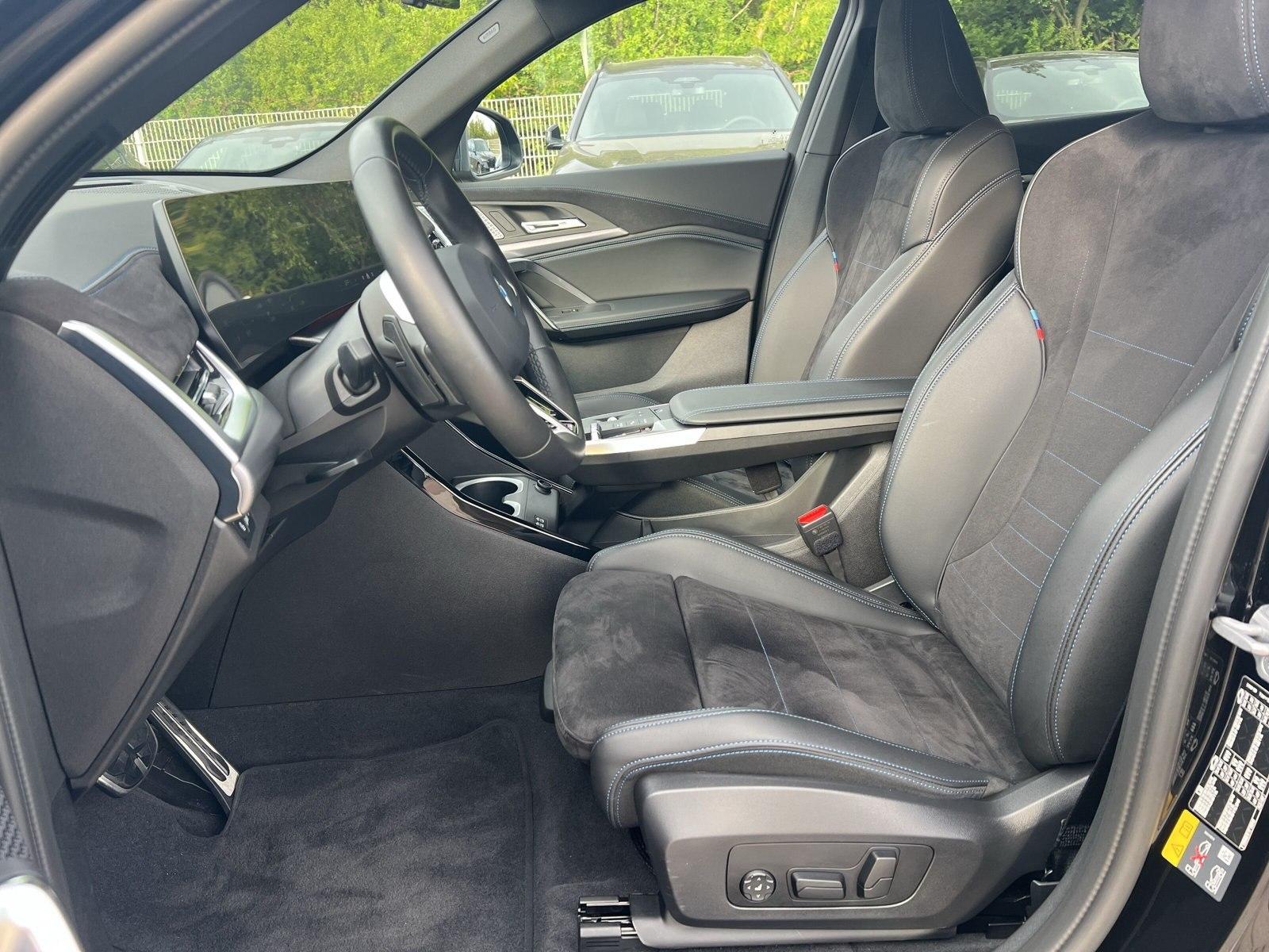 BMW iX2 eDrive20 M Sport AHK DA+ Aktivsitz RFK hk Hi