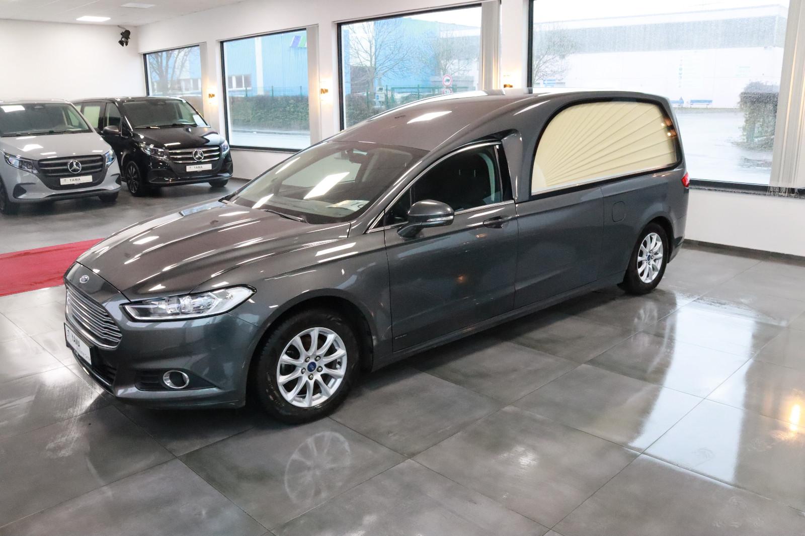 Ford Mondeo Hentschke Bestattungswagen / Leichenwagen