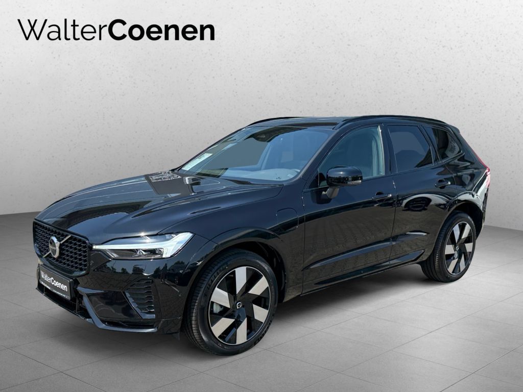 VOLVO XC60 T8 AWD Plug-in Hybrid Plus Dark 360° Fahrer