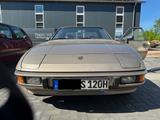 Porsche 924 - Porsche 924 mit Benzin-Antrieb