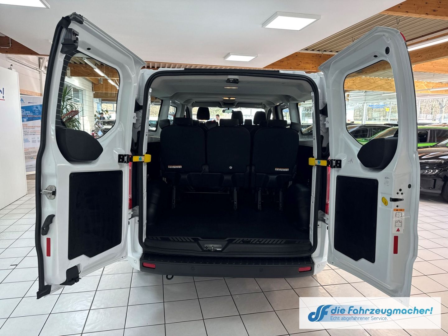 Fahrzeugabbildung Ford Transit Custom 320 L2 Trend Dyn. Kurvenlicht DAB