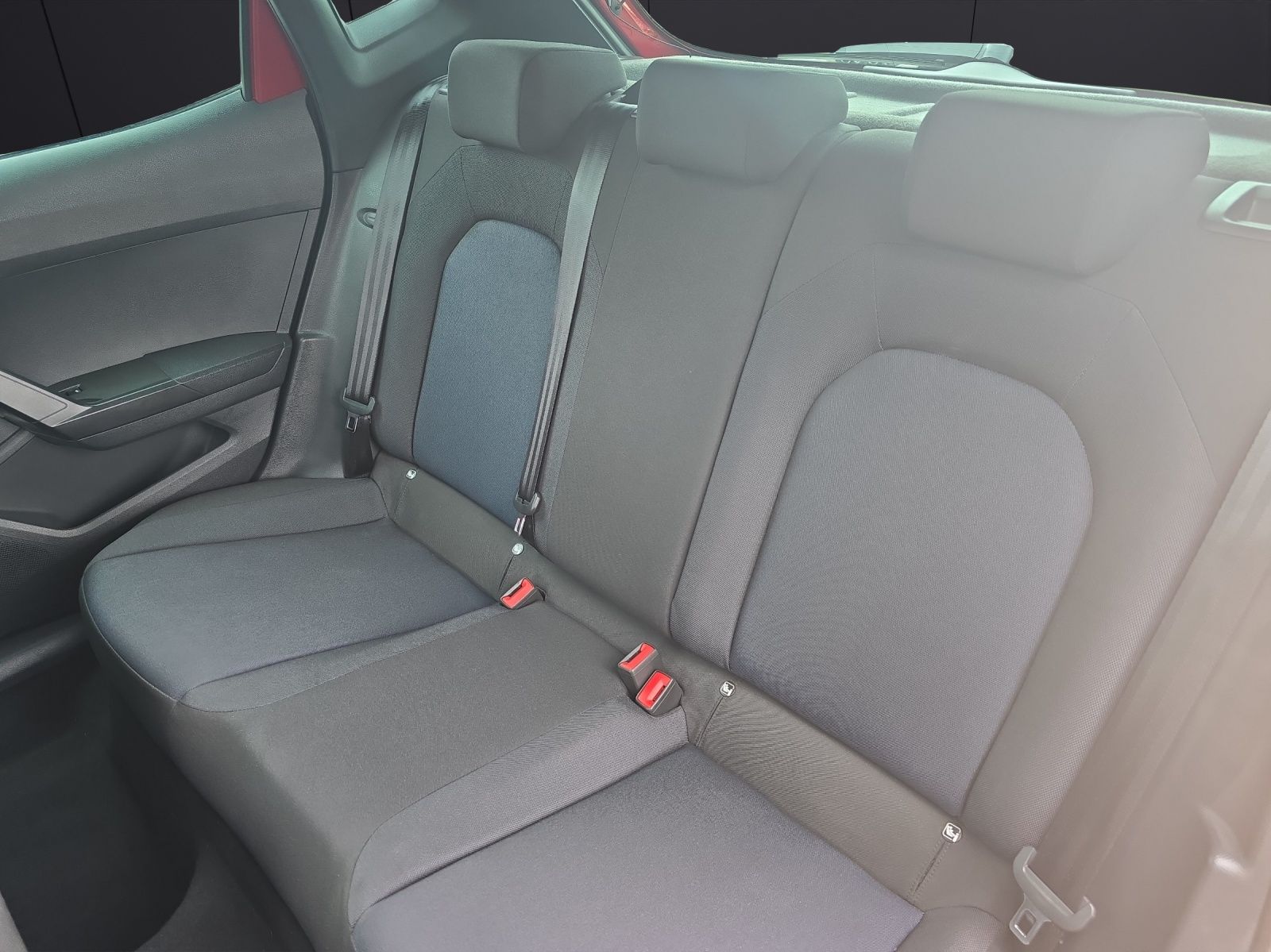 Fahrzeugabbildung SEAT Ibiza 1.0TSI FR Pro-Black-Edition LED AHK Navi A