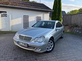 Mercedes-Benz C 180 KOMPRESSOR ELEGANCE Elegance - Mercedes-Benz C 180: Elegance