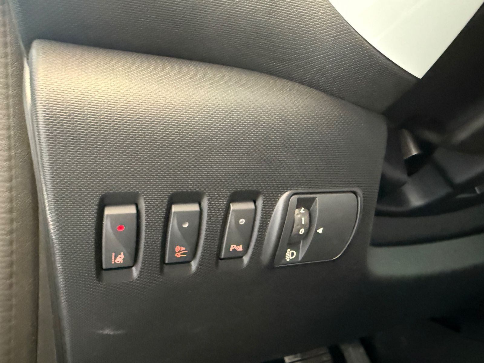 Fahrzeugabbildung Renault Twingo Techno Electric, Navi, Rückfahrkamera