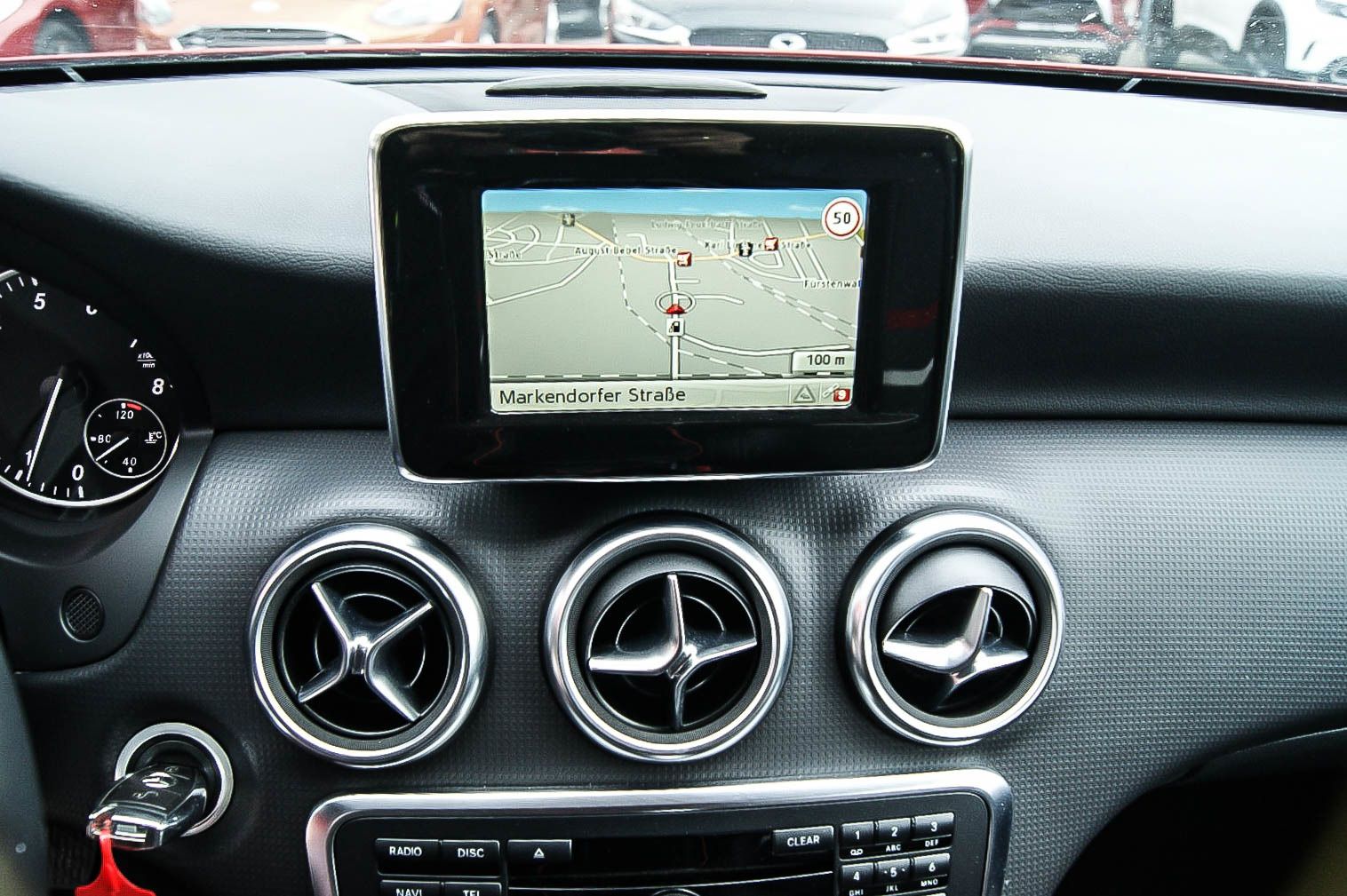 Fahrzeugabbildung Mercedes-Benz A 180 BE Style XENON ANHÄNGERKUPPLUNG NAVI SIHZ