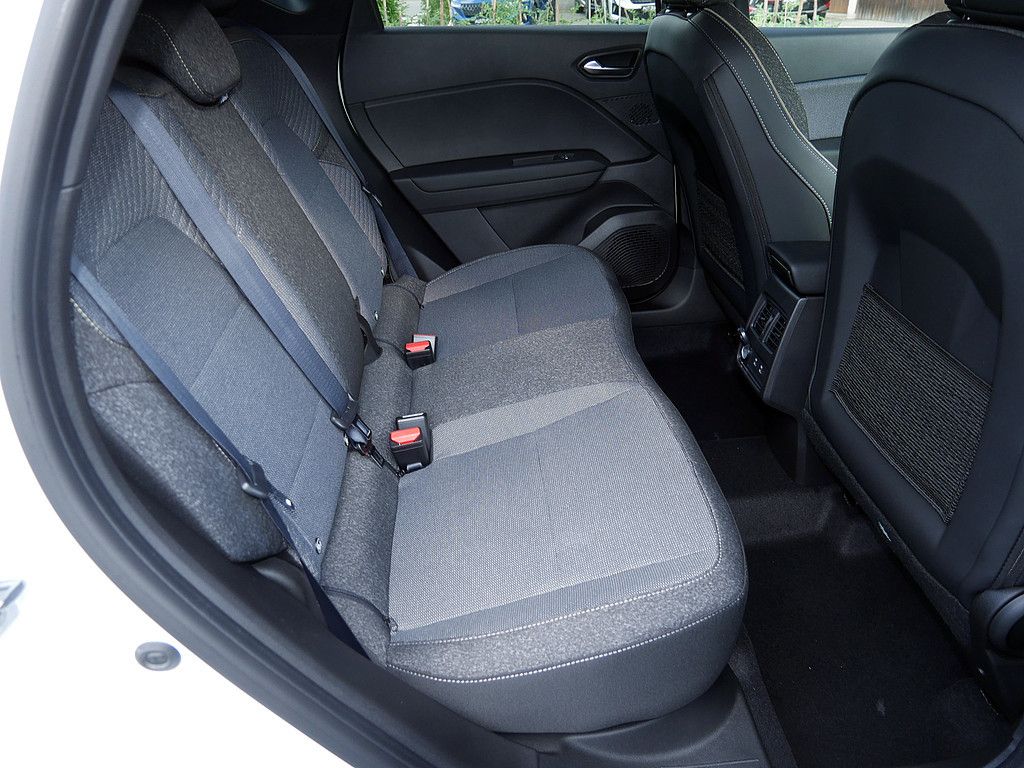 Fahrzeugabbildung Renault Captur Techno TCe 140 Mild Hybrid
