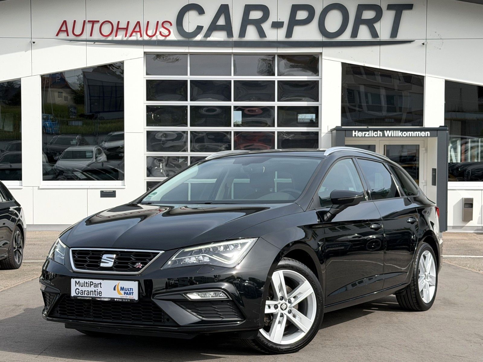 SEAT Leon ST FR DSG | DSG | LED | PANO | UVM...