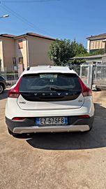 Volvo V40 Cross Country - 4
