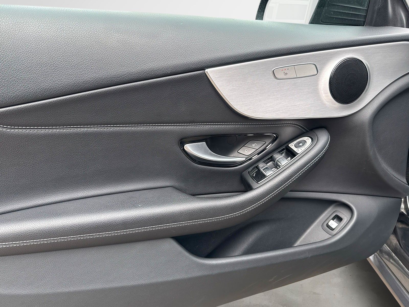 Fahrzeugabbildung Mercedes-Benz C 220d Cabrio*360*Vollleder*Keyless-Go*Ambiente