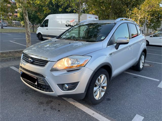 Ford Kuga 2,0 TDCi 4x4 103kW Titanium