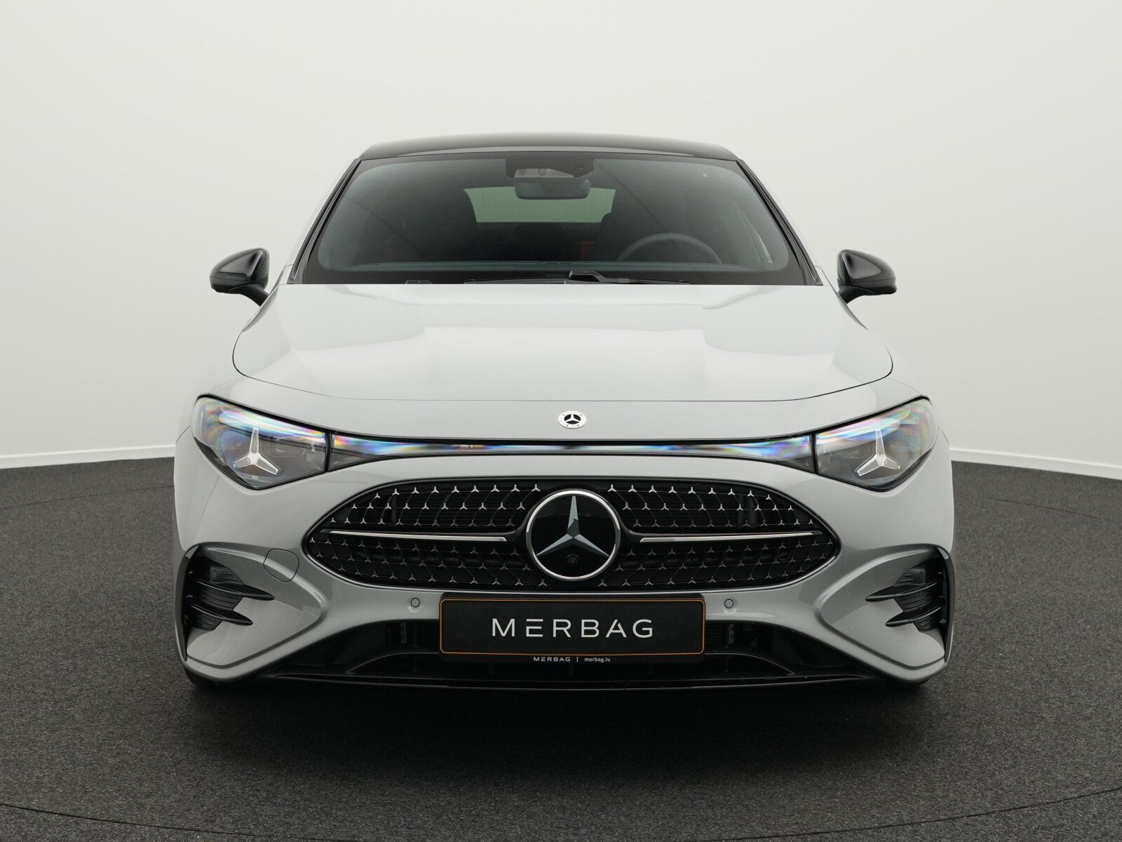 Mercedes-Benz CLA 220 4MATIC imagem 2