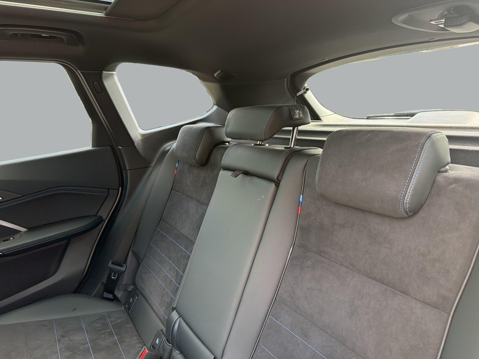 BMW X1 sDrive18i M Sportpaket | AHK PANO RFK HIFI BT