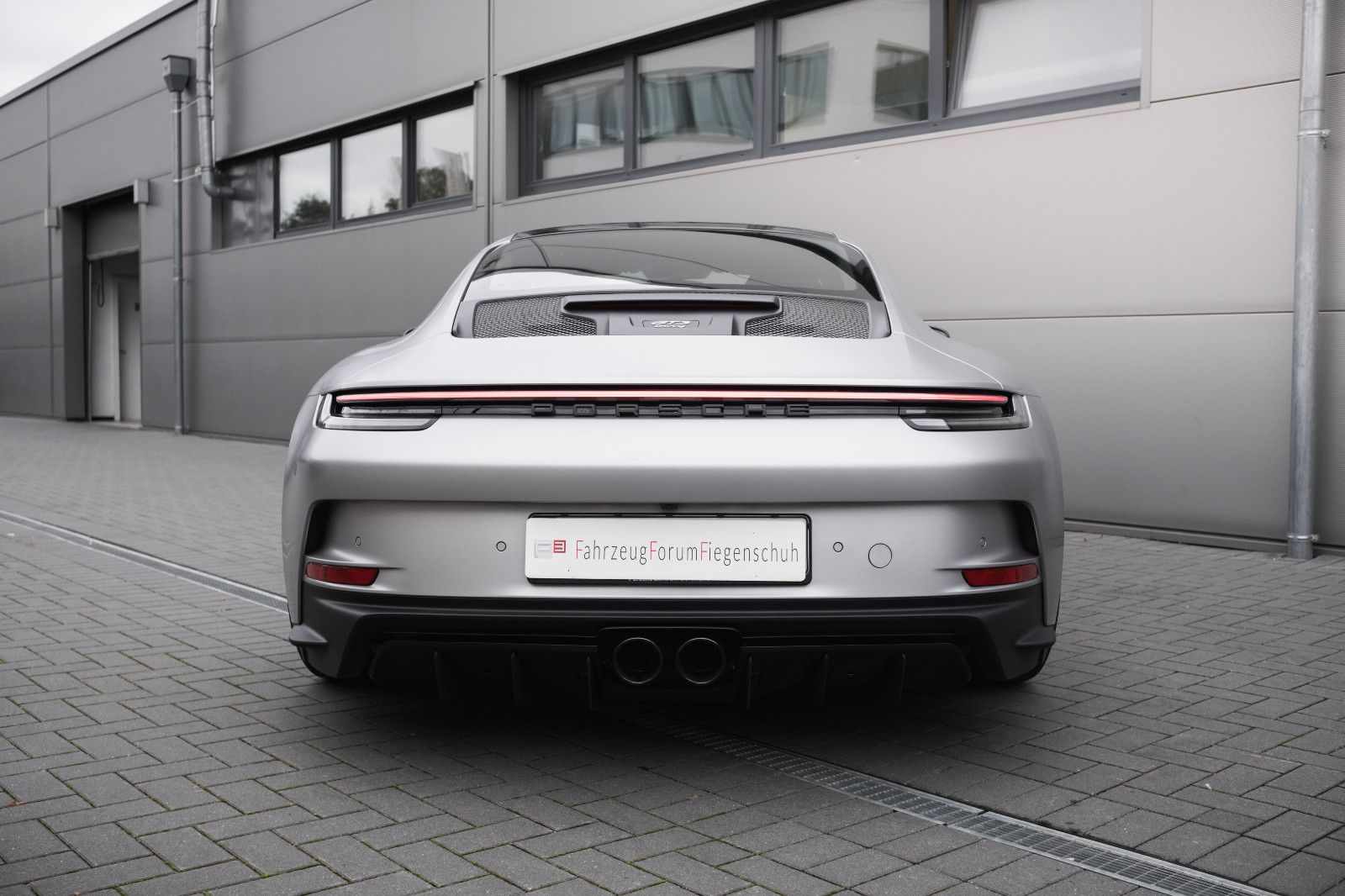 Fahrzeugabbildung Porsche 992/911GT3 Touring-Schalter-PCCB-Vollschale-Lift